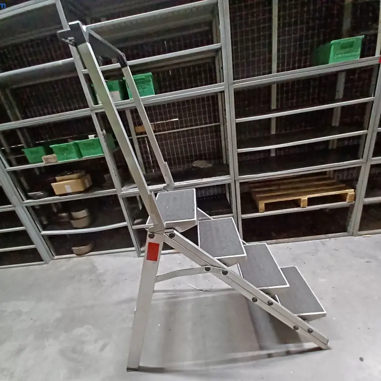 Aluminium schraagladder Layher