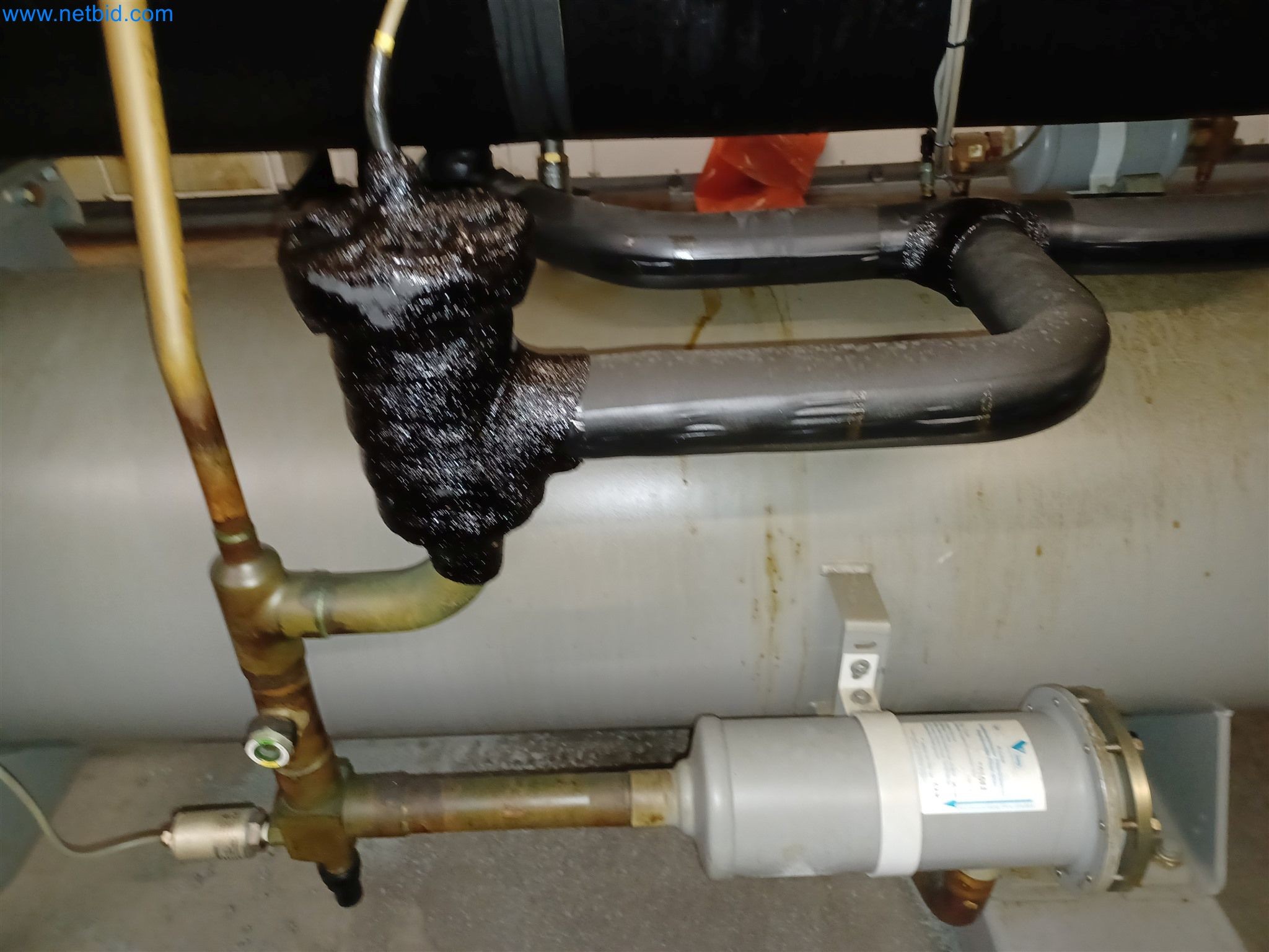 Maszyny do produkcji części tłoczonych dla przemysłu motoryzacyjnego, między innymi-8