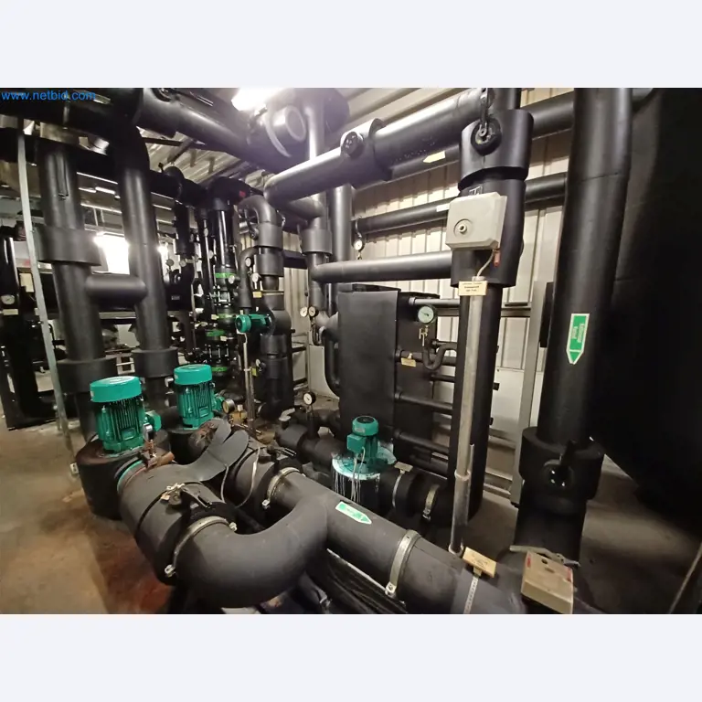 Stroje na výrobu lisovaných dílů mimo jiné pro automobilový průmysl.-3