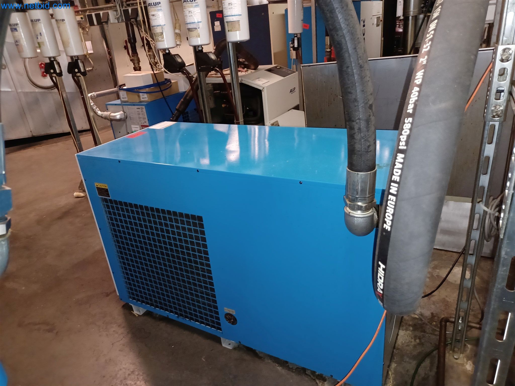 Maszyny do produkcji części tłoczonych dla przemysłu motoryzacyjnego, między innymi-3