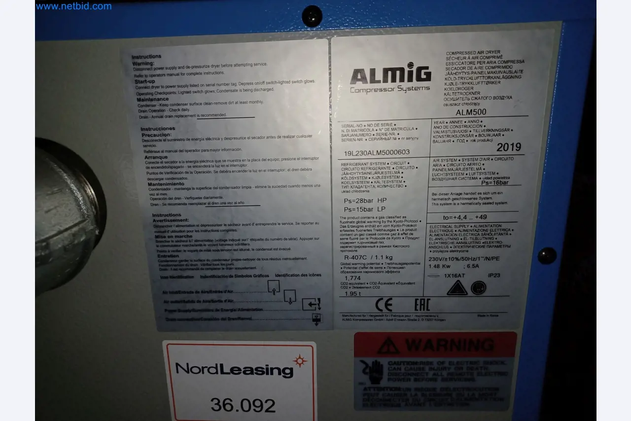 Stroje na výrobu lisovaných dílů mimo jiné pro automobilový průmysl.-4