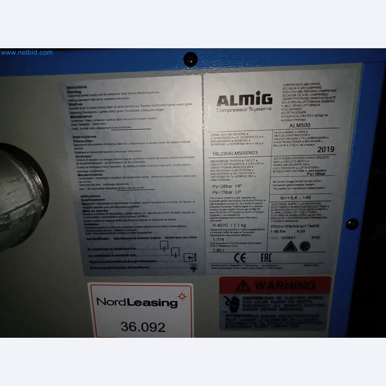 Stroje na výrobu lisovaných dílů mimo jiné pro automobilový průmysl.-4