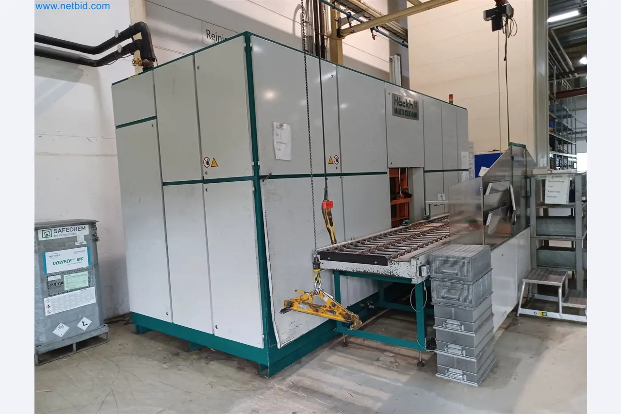 Machines voor de productie van gestanste onderdelen voor onder andere de auto-industrie-1