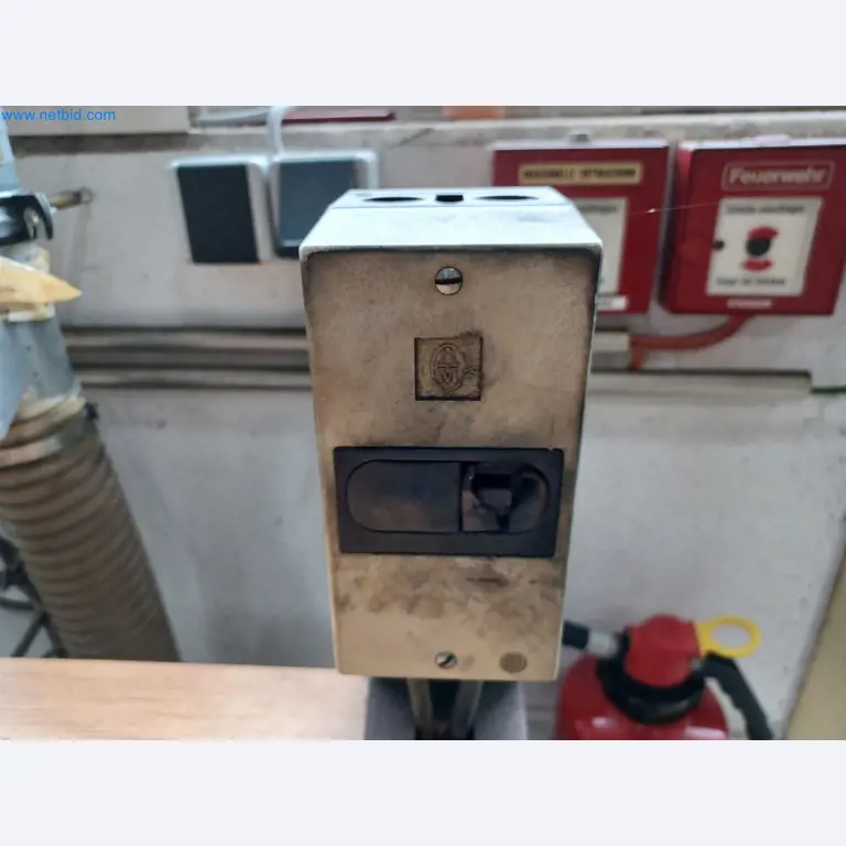 Machines voor de productie van gestanste onderdelen voor onder andere de auto-industrie-11