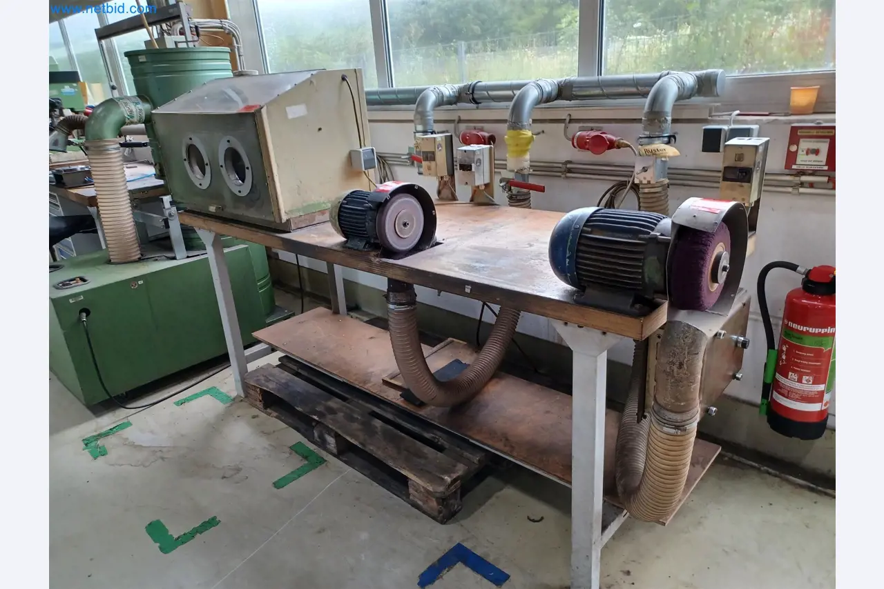 Machines voor de productie van gestanste onderdelen voor onder andere de auto-industrie-1