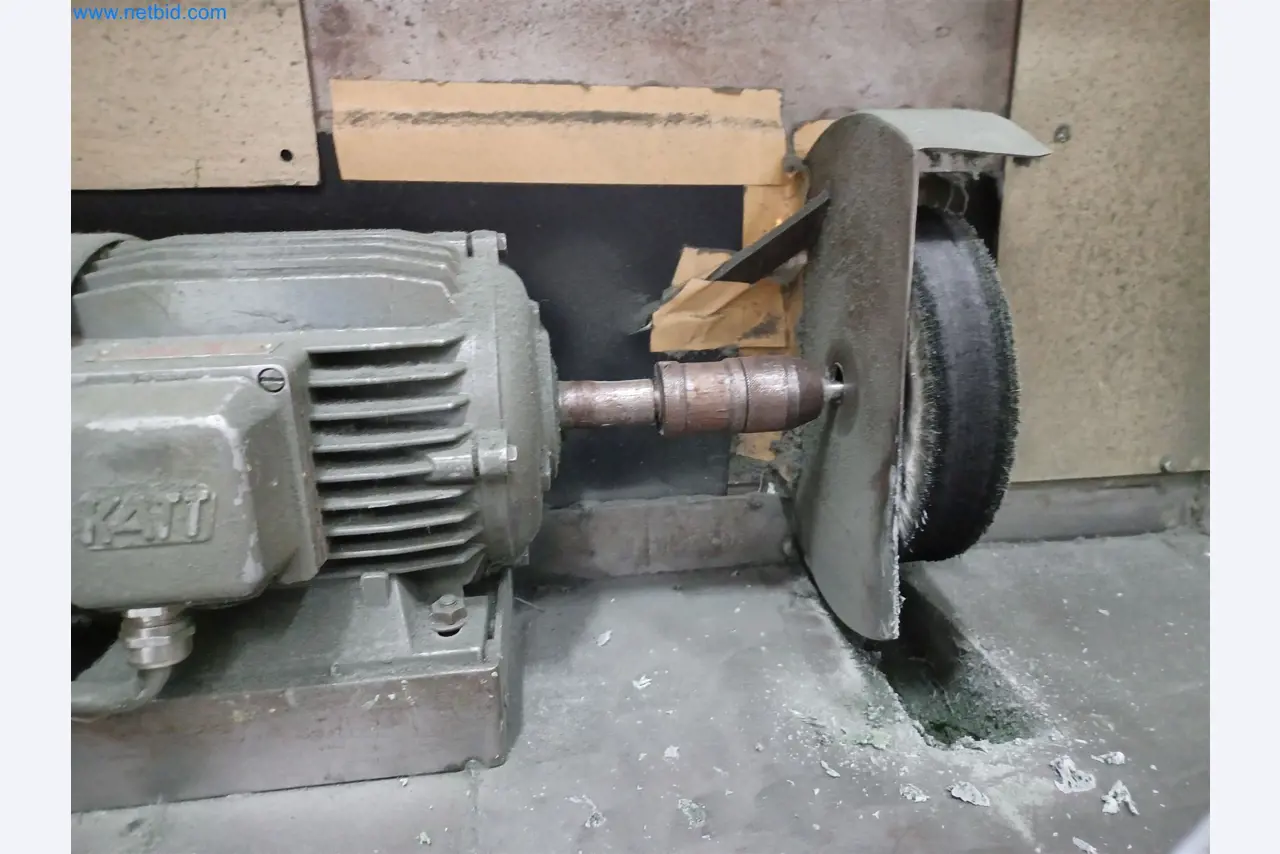 Machines voor de productie van gestanste onderdelen voor onder andere de auto-industrie-3