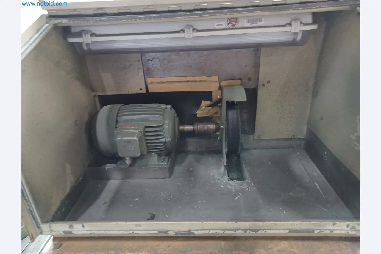 Machines voor de productie van gestanste onderdelen voor onder andere de auto-industrie-4