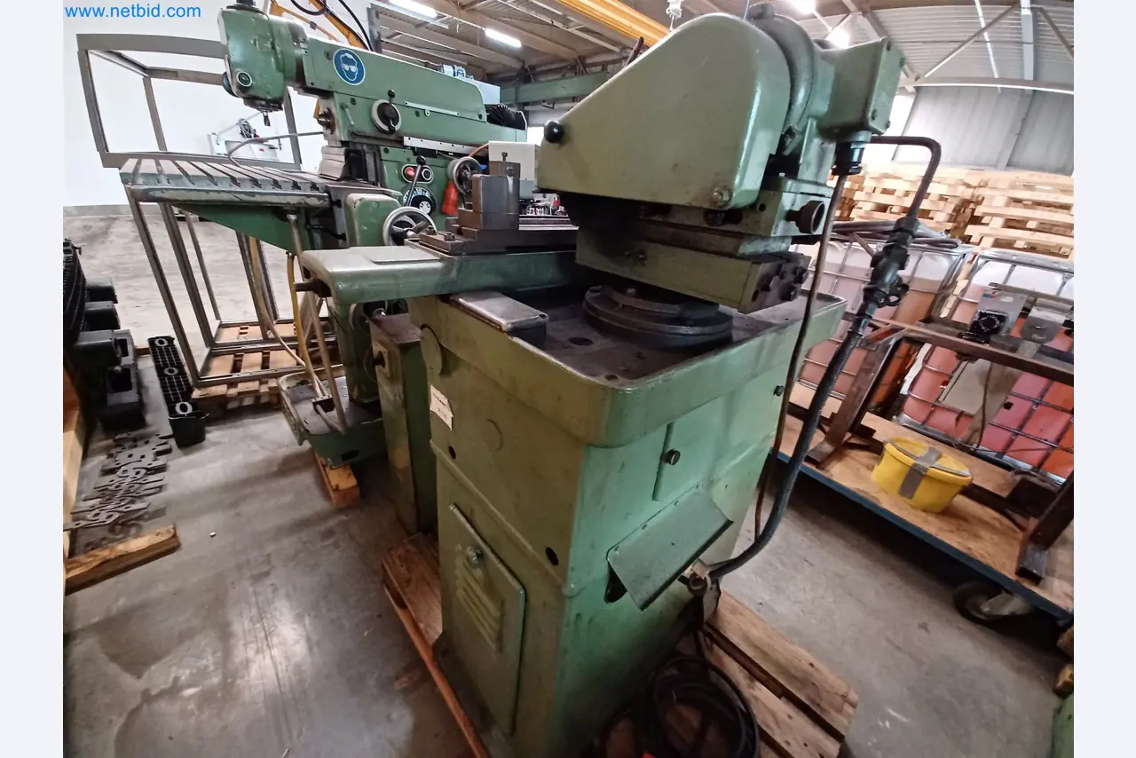 Máquinas para a produção de peças estampadas para a indústria automóvel, entre outras-2