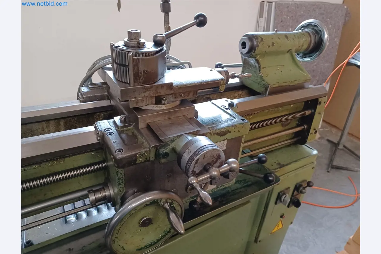 Machines for the production of stamped parts for the automotive industry, among others-4