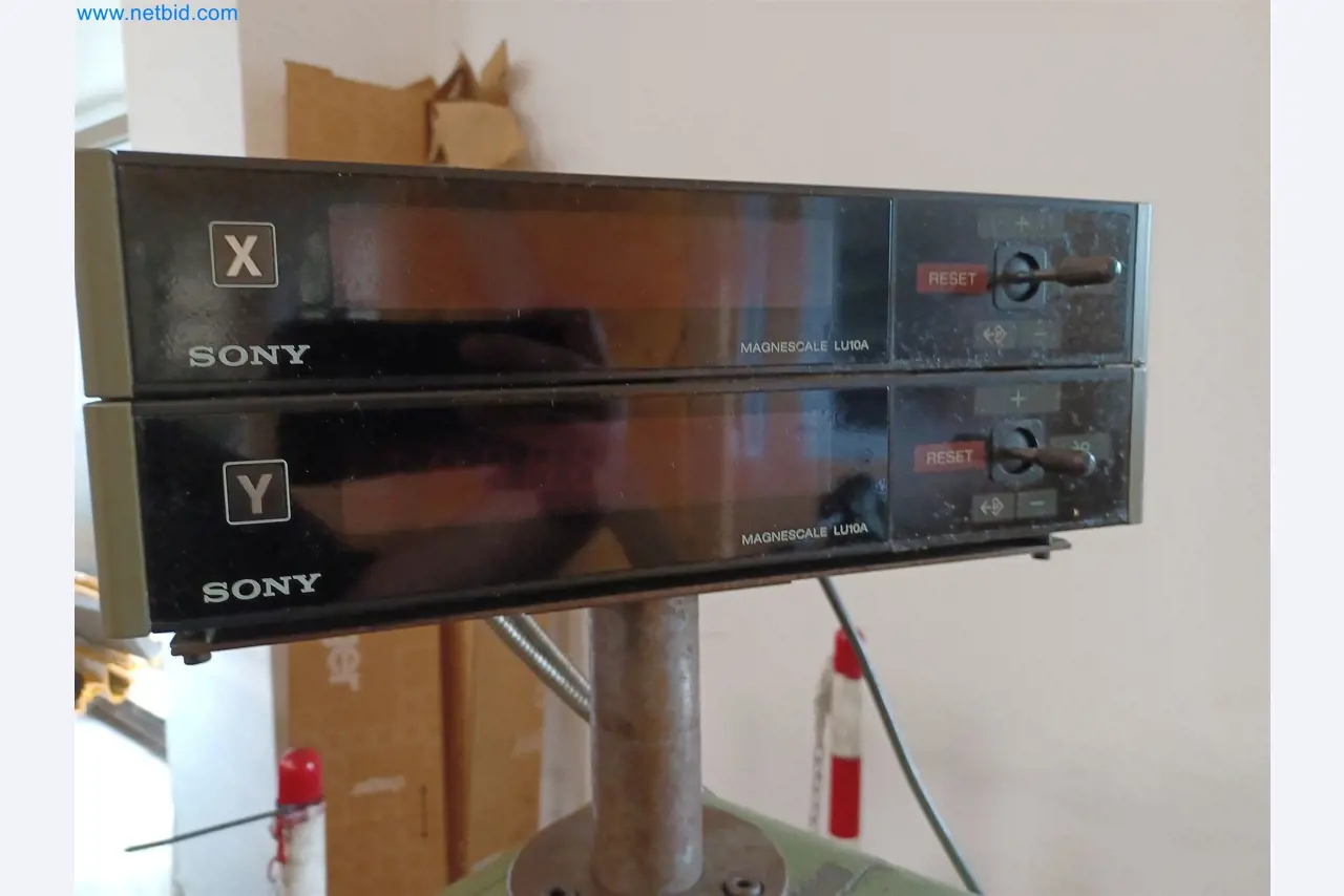 Machines for the production of stamped parts for the automotive industry, among others-8