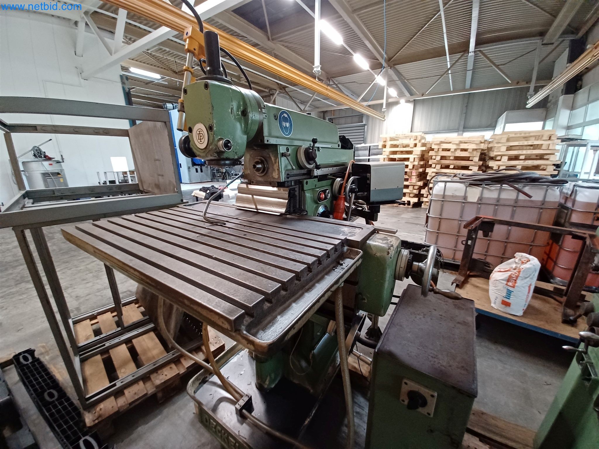 Máquinas para la producción de piezas estampadas para la industria del automóvil, entre otras-2