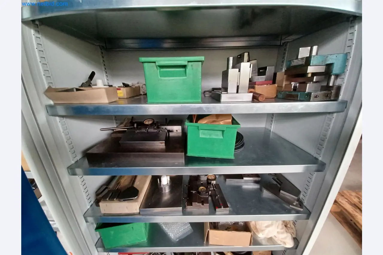 Stroji za proizvodnjo štancanih delov za avtomobilsko industrijo, med drugim-4