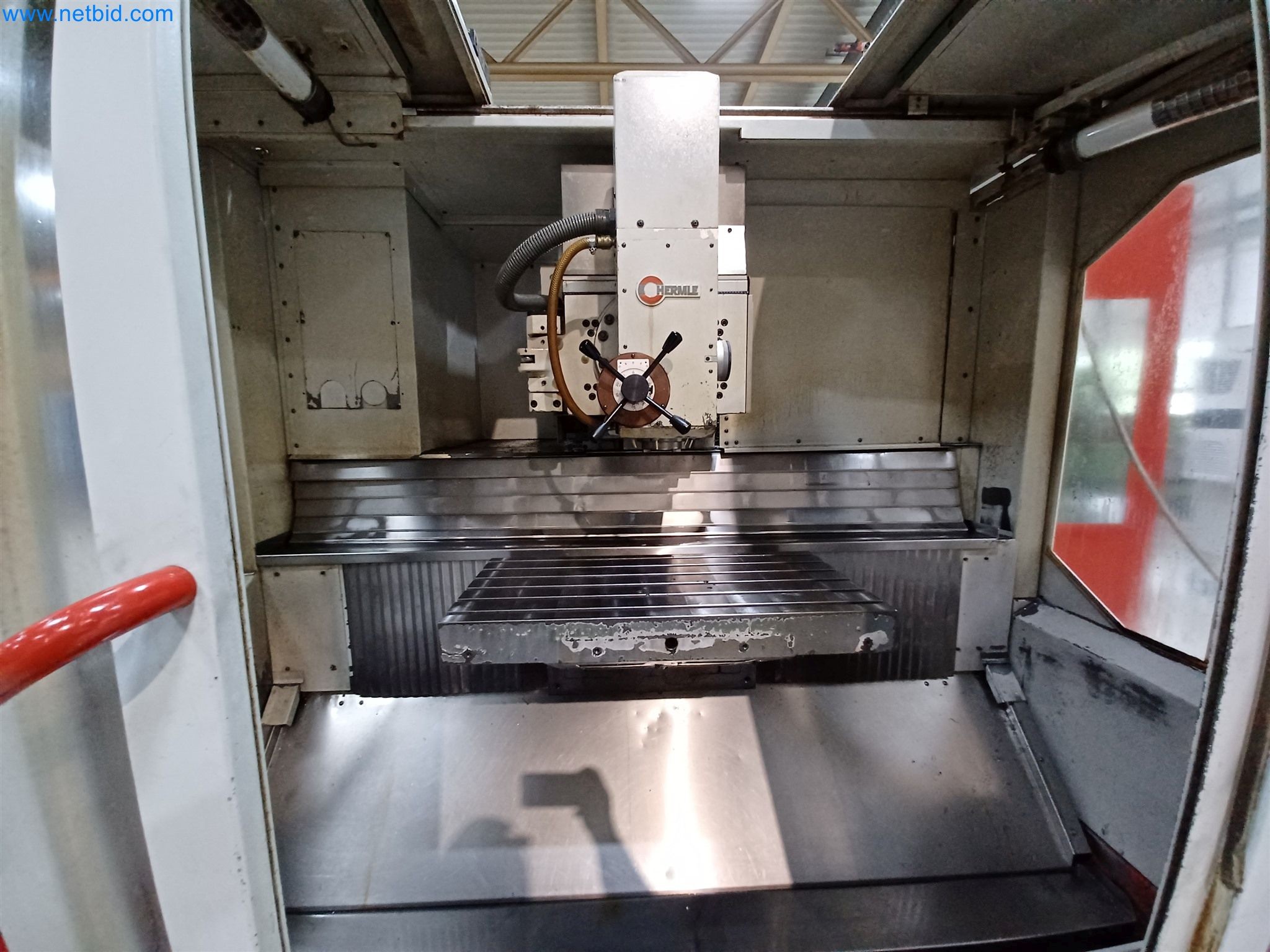 Máquinas para la producción de piezas estampadas para la industria del automóvil, entre otras-2