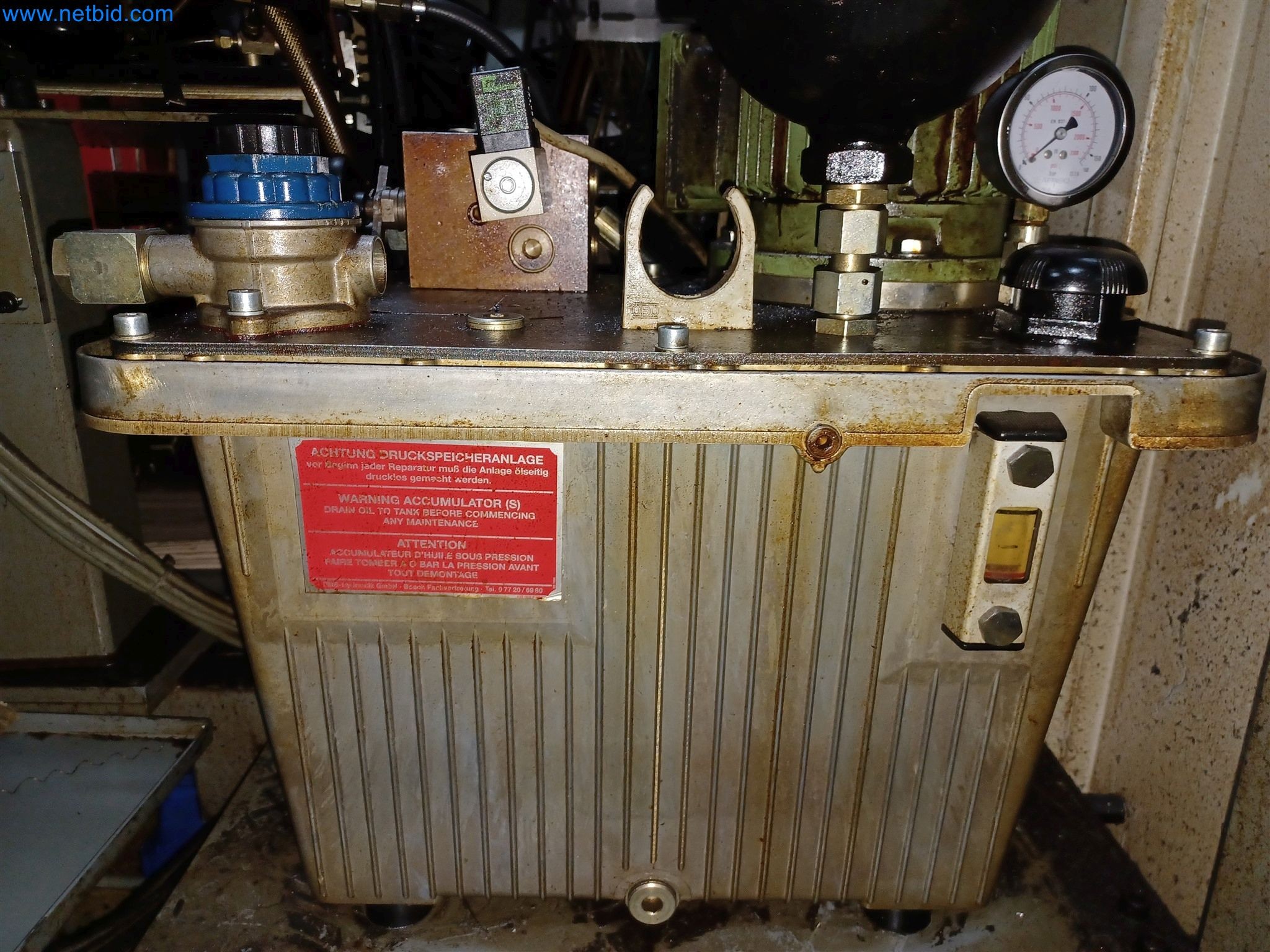 Máquinas para la producción de piezas estampadas para la industria del automóvil, entre otras-8