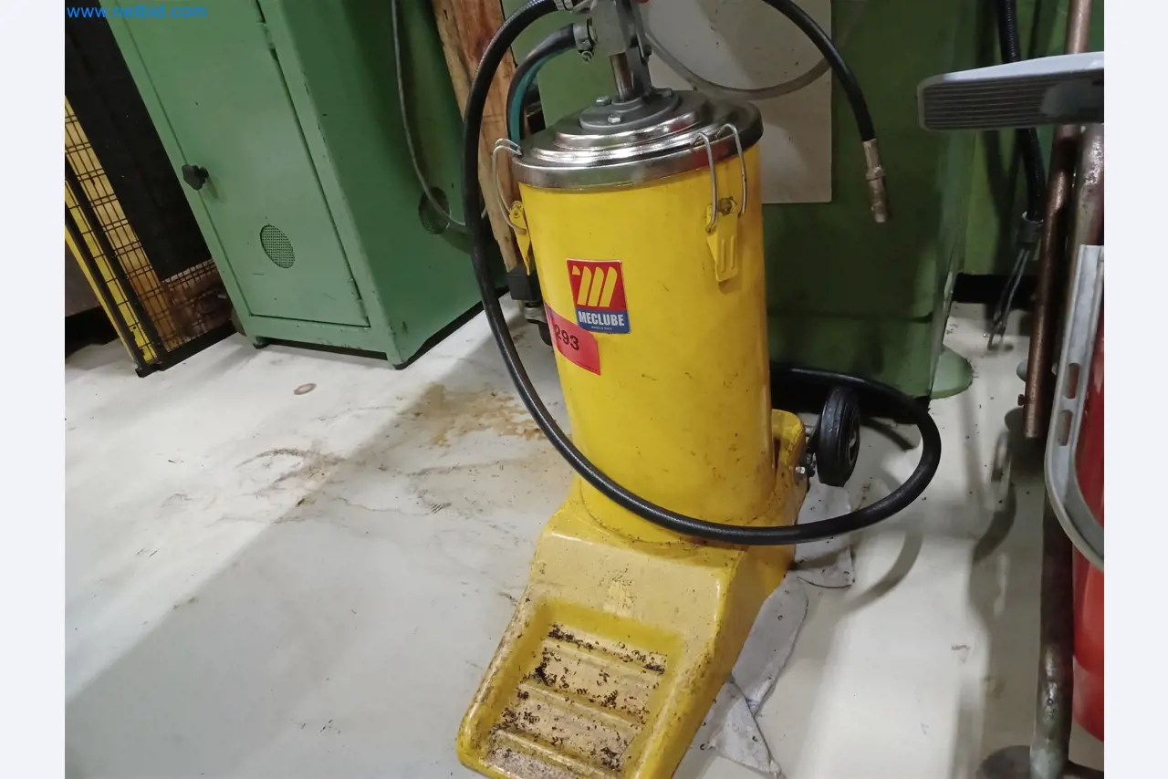 Machines for the production of stamped parts for the automotive industry, among others-2