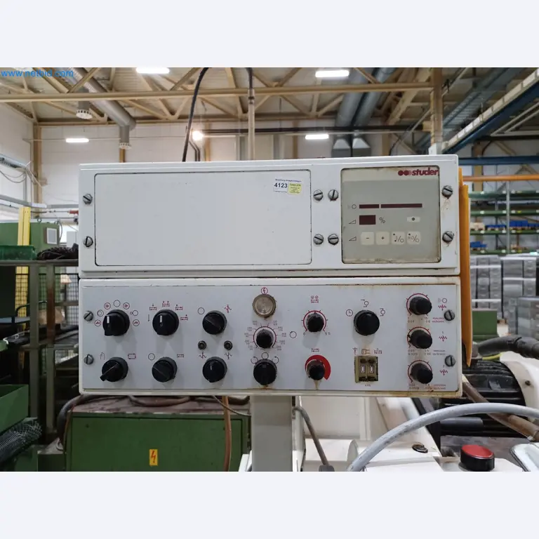 Máquinas para la producción de piezas estampadas para la industria del automóvil, entre otras-3