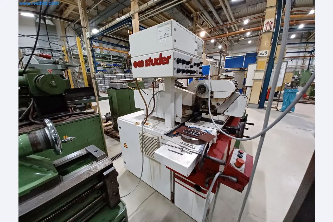 Máquinas para la producción de piezas estampadas para la industria del automóvil, entre otras-5