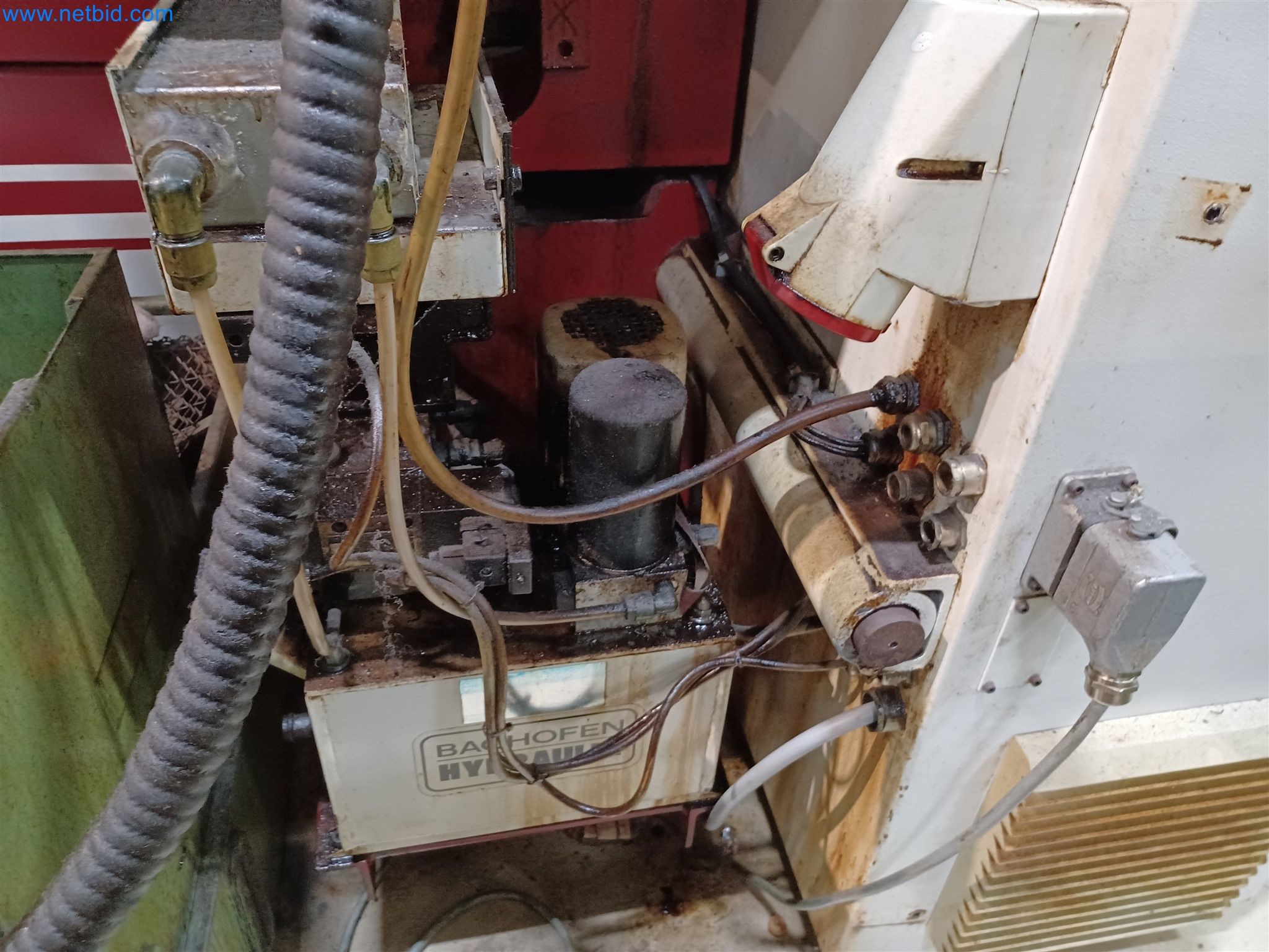 Maschinen zur Herstellung von Stanzteilen u.a. für die Automotiv-Branche-8