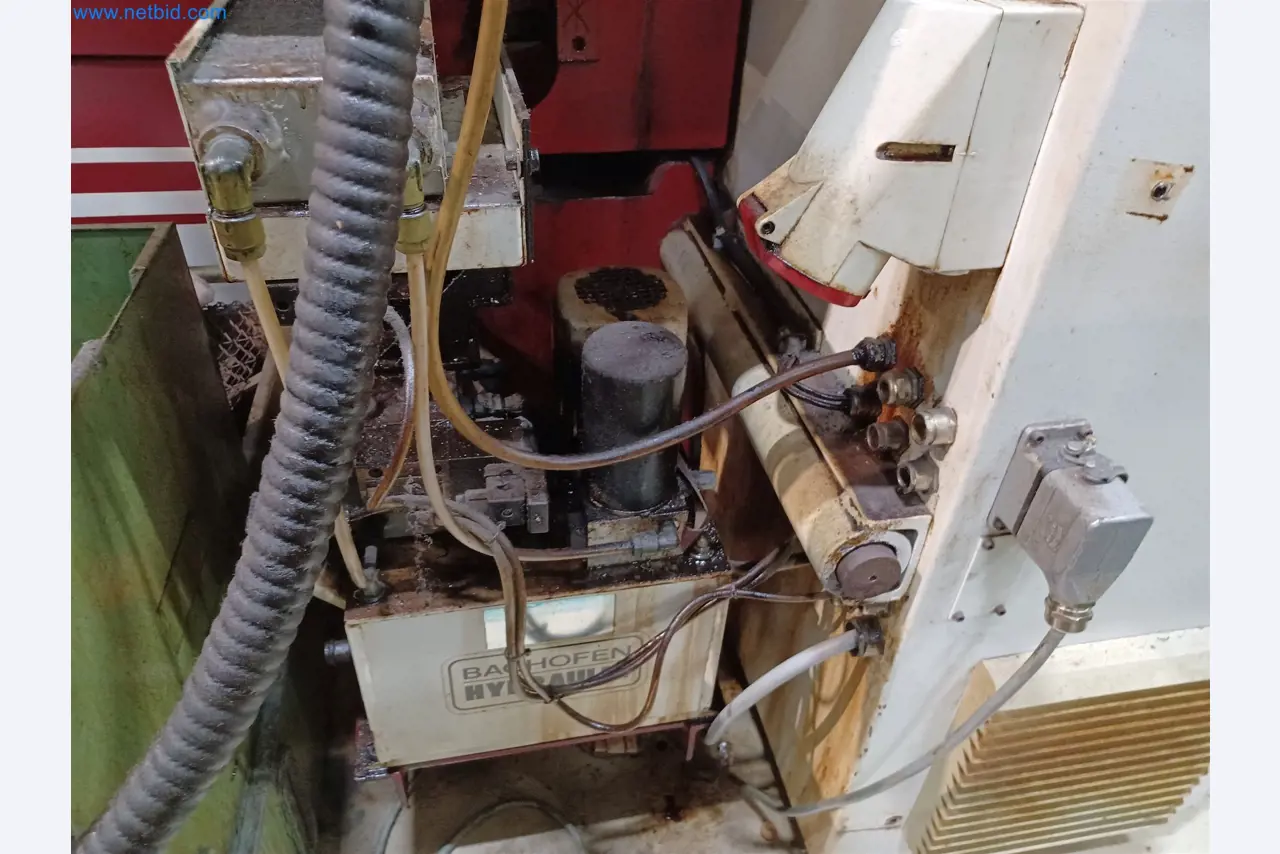 Máquinas para la producción de piezas estampadas para la industria del automóvil, entre otras-8