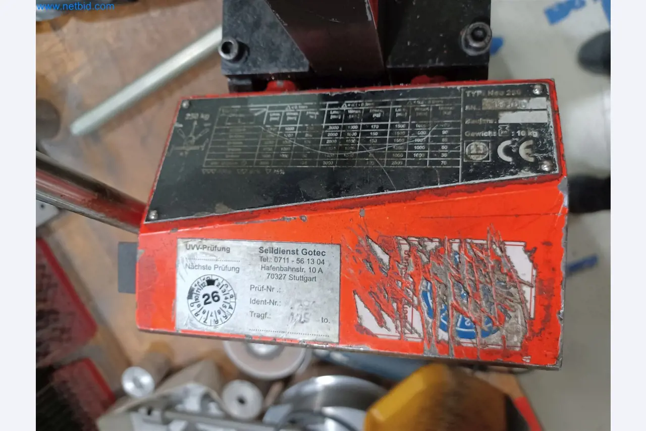 Machines for the production of stamped parts for the automotive industry, among others-1