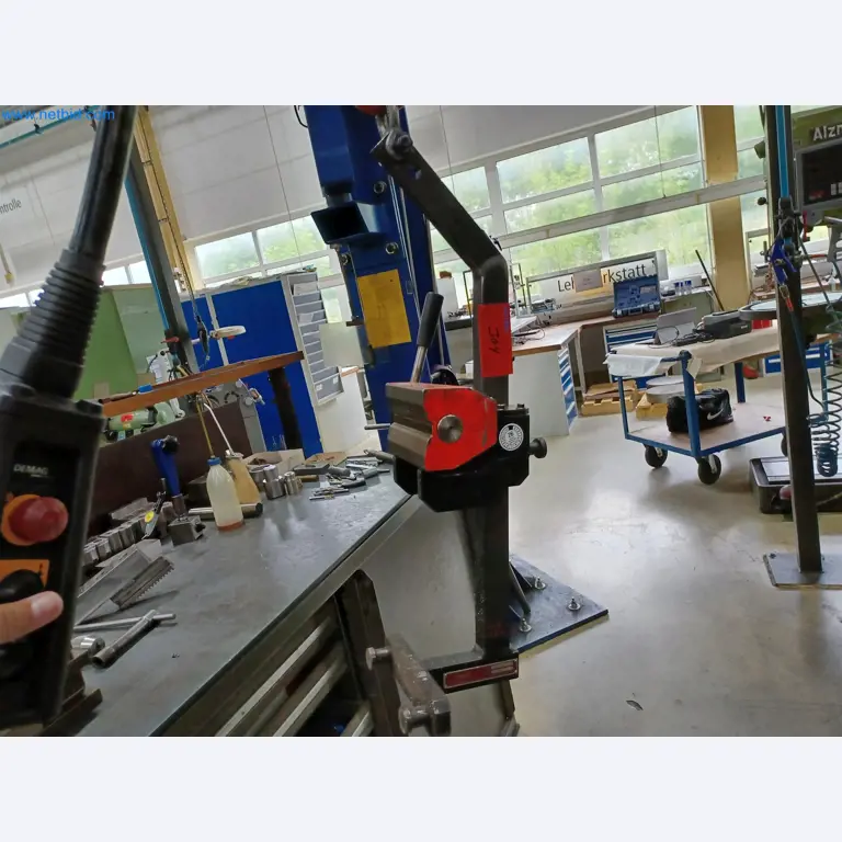 Machines for the production of stamped parts for the automotive industry, among others-4