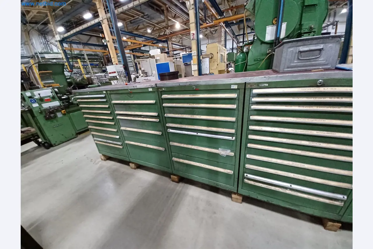 Maschinen zur Herstellung von Stanzteilen u.a. für die Automotiv-Branche-2