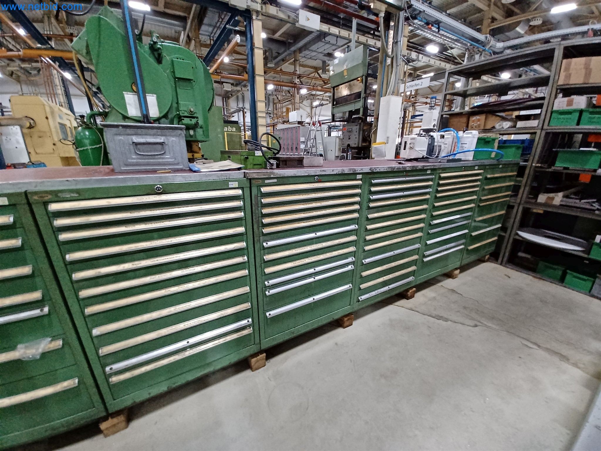 Maschinen zur Herstellung von Stanzteilen u.a. für die Automotiv-Branche-3