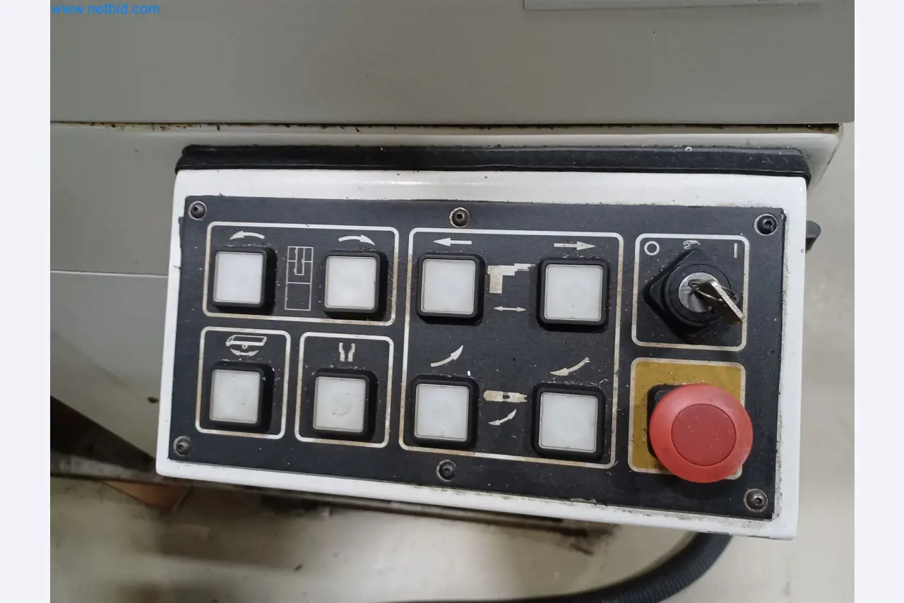 Machines for the production of stamped parts for the automotive industry, among others-7