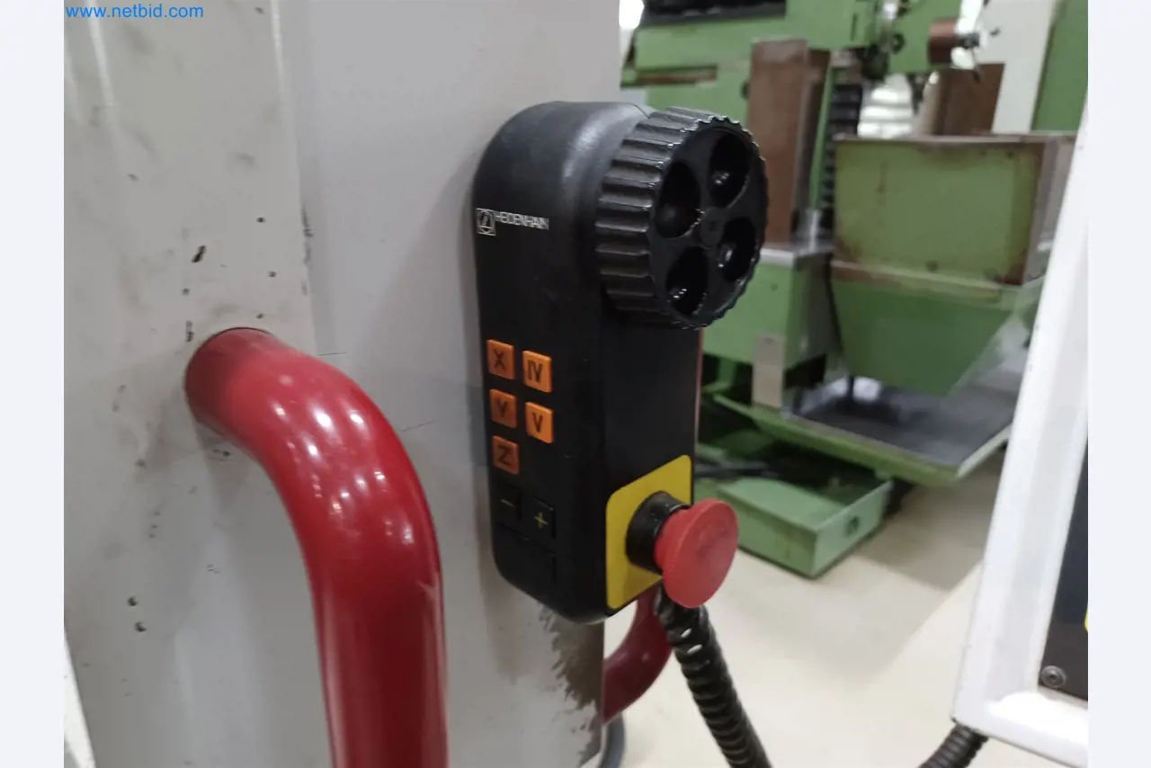 Machines for the production of stamped parts for the automotive industry, among others-8