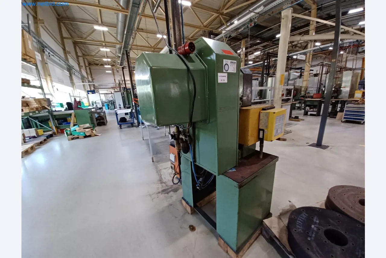 Machines for the production of stamped parts for the automotive industry, among others-2