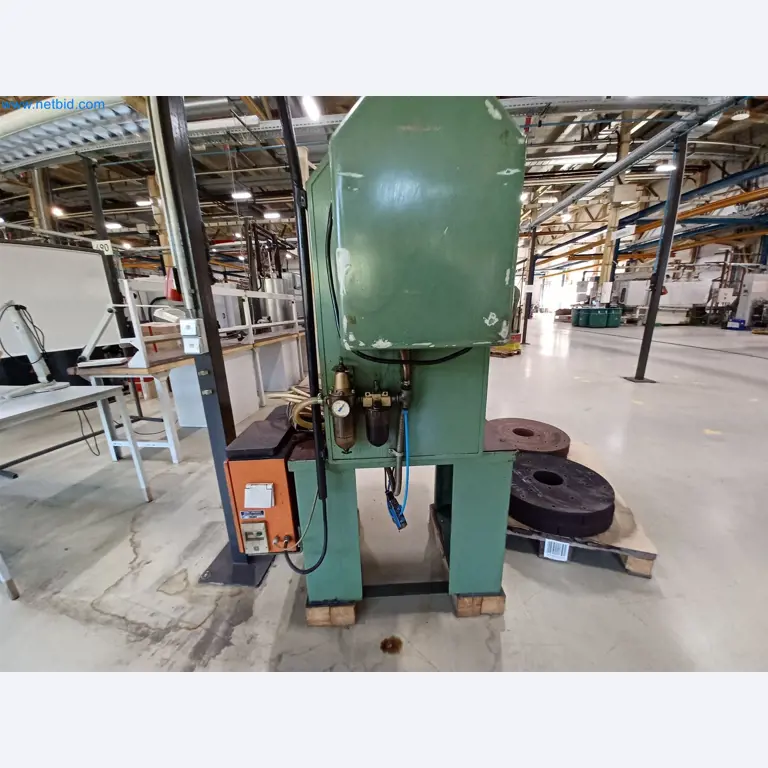 Machines for the production of stamped parts for the automotive industry, among others-3