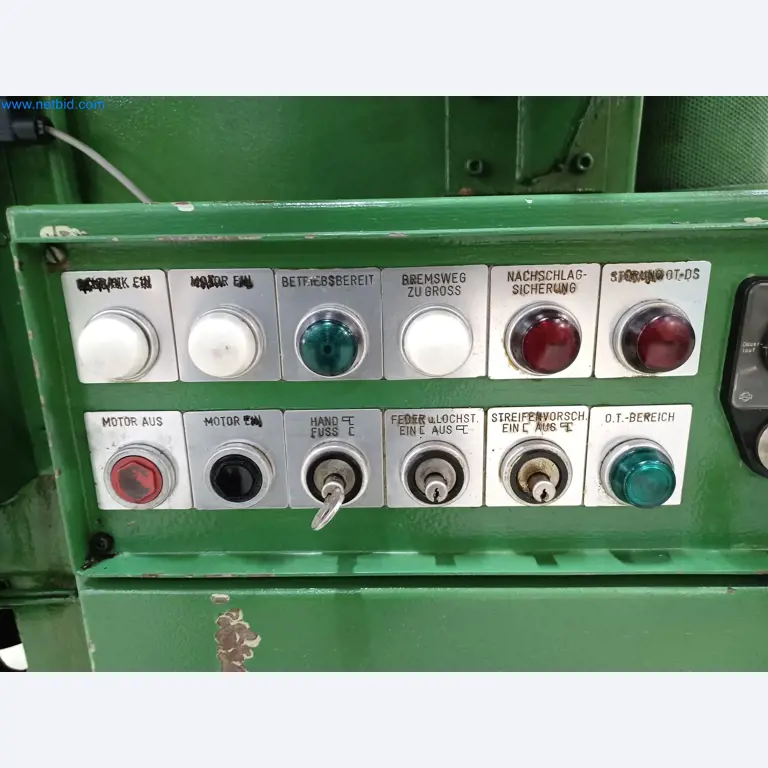 Máquinas para la producción de piezas estampadas para la industria del automóvil, entre otras-10