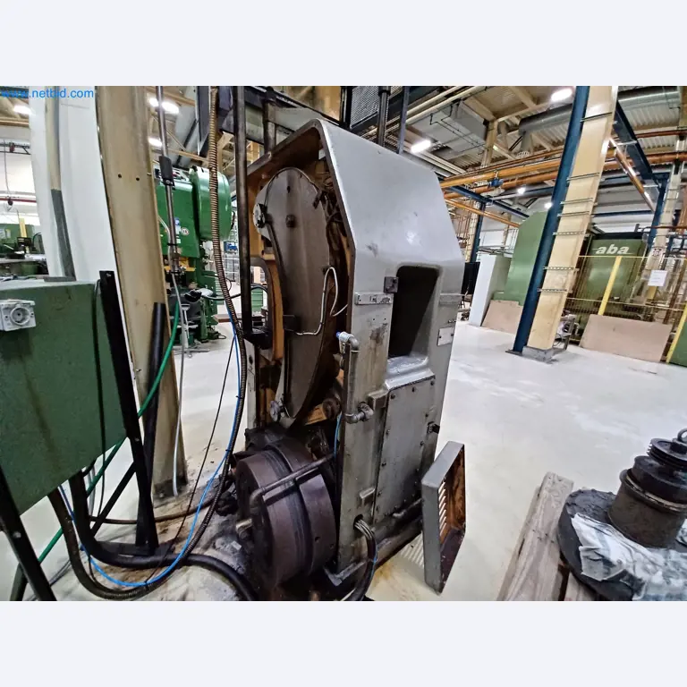 Machines pour la fabrication de pièces découpées, entre autres pour le secteur de l'automobile-4