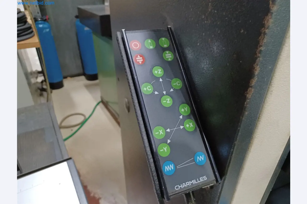 Machines for the production of stamped parts for the automotive industry, among others-7