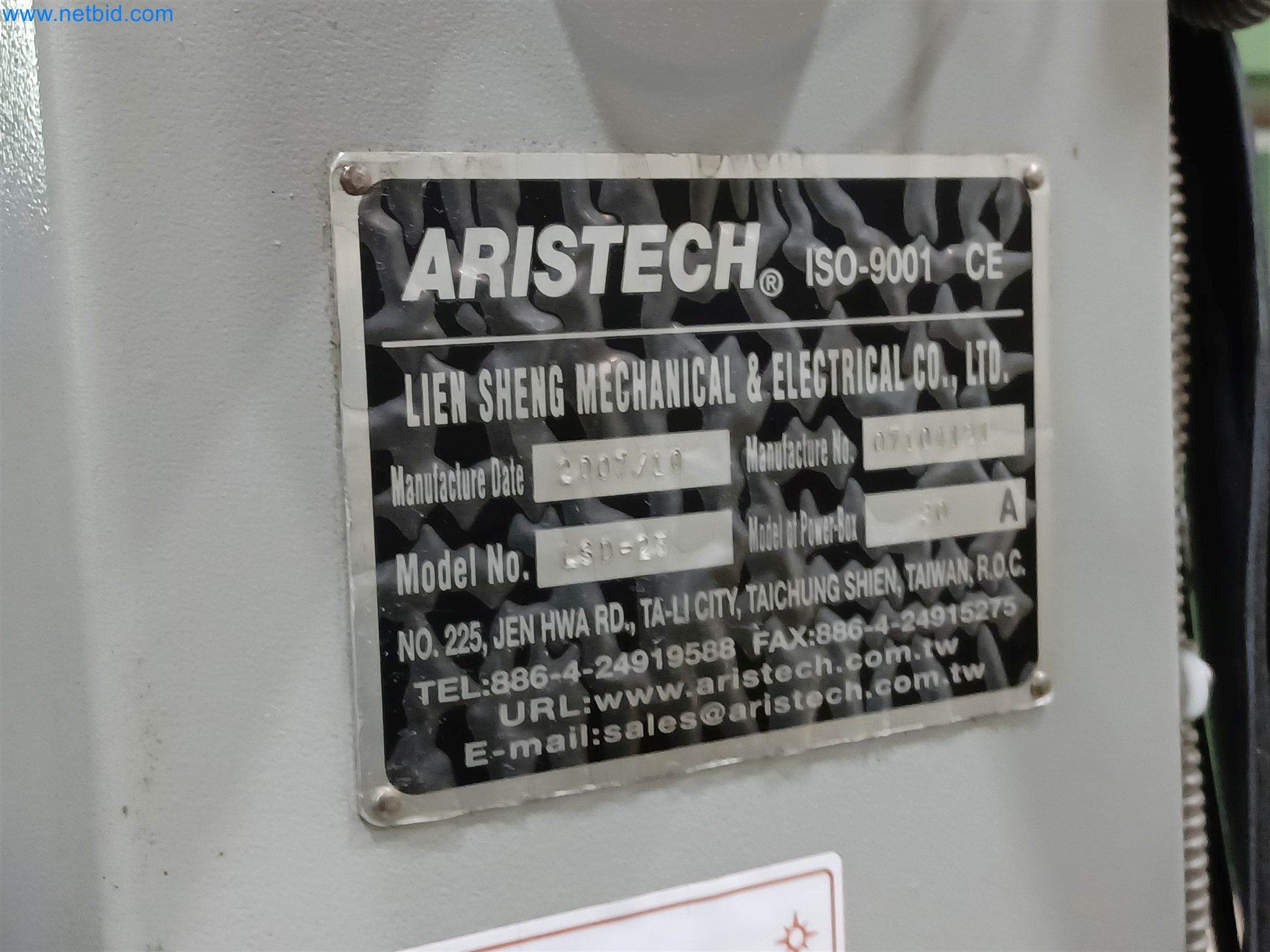 Maszyny do produkcji części tłoczonych dla przemysłu motoryzacyjnego, między innymi-4