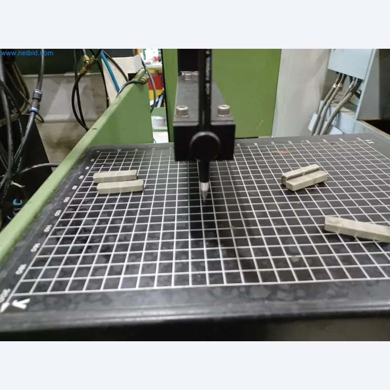 Machines pour la fabrication de pièces découpées, entre autres pour le secteur de l'automobile-6