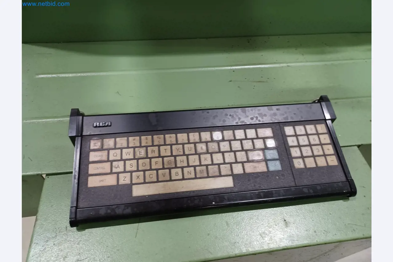 Machines pour la fabrication de pièces découpées, entre autres pour le secteur de l'automobile-7