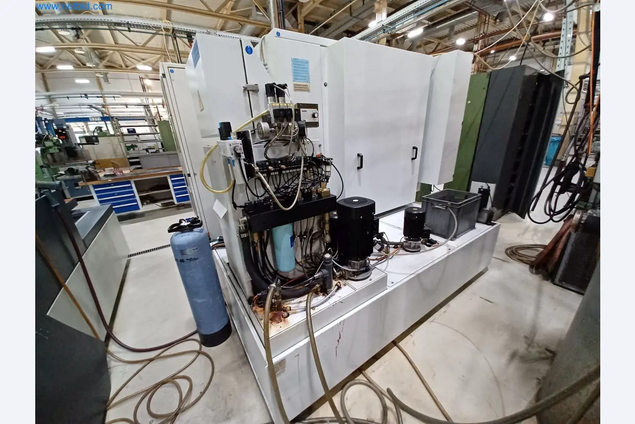 Machines for the production of stamped parts for the automotive industry, among others-12