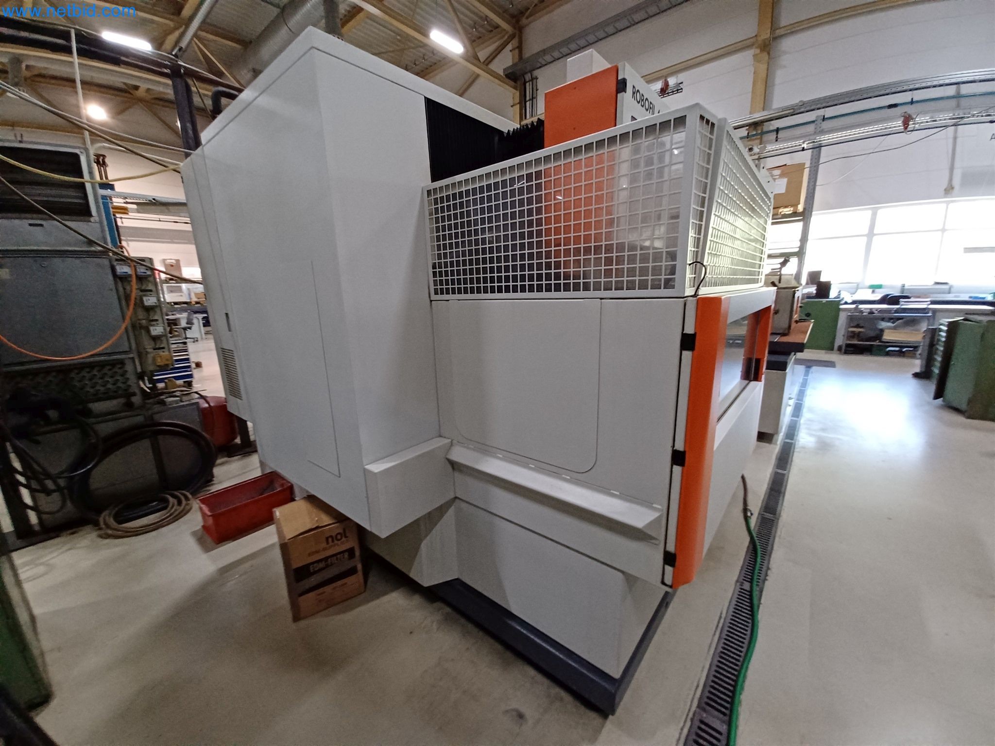 Machines for the production of stamped parts for the automotive industry, among others-9