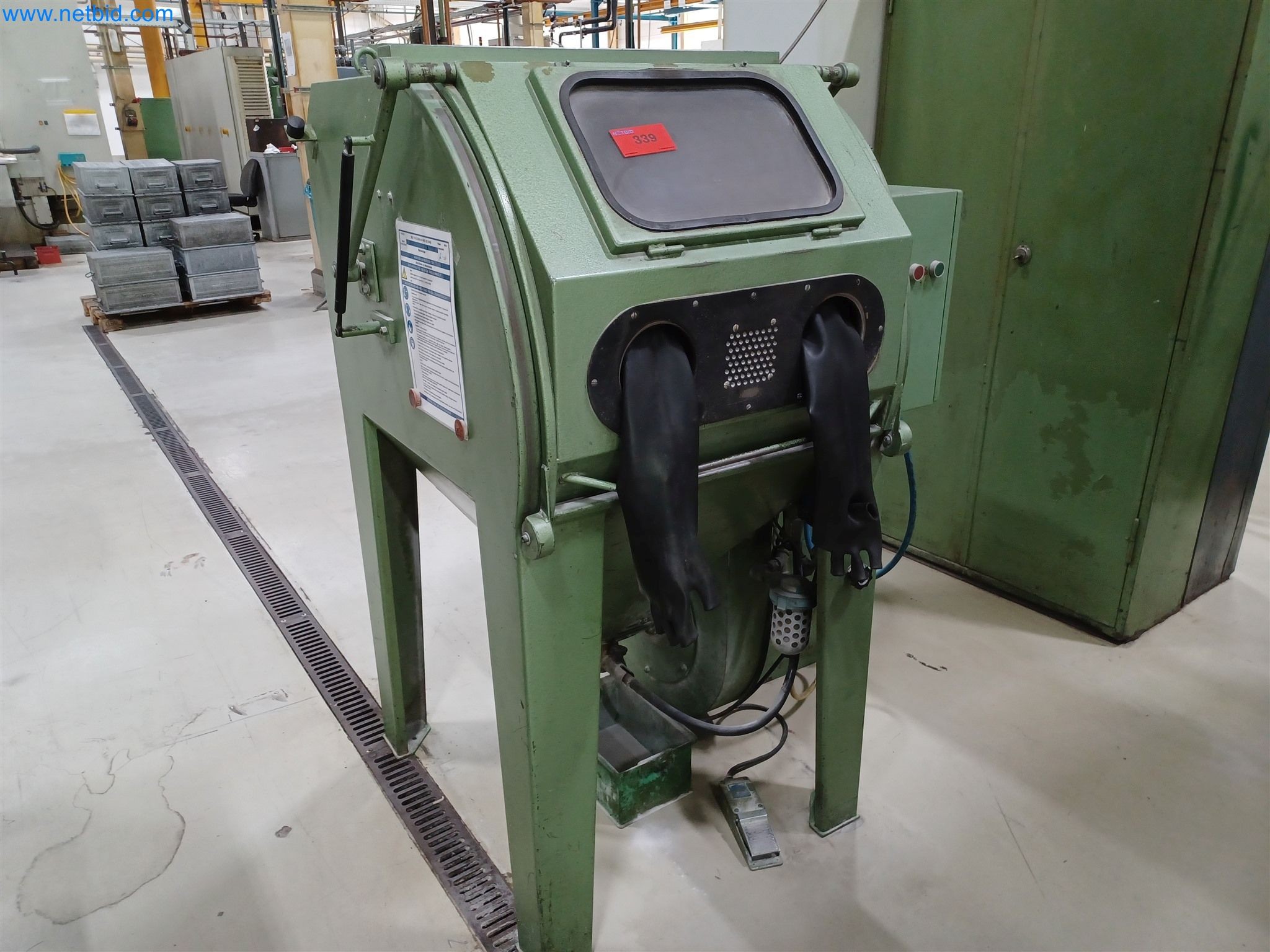 Machines for the production of stamped parts for the automotive industry, among others-1