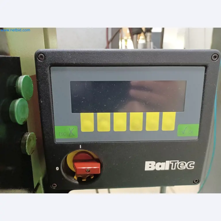 Maszyny do produkcji części tłoczonych dla przemysłu motoryzacyjnego, między innymi-5