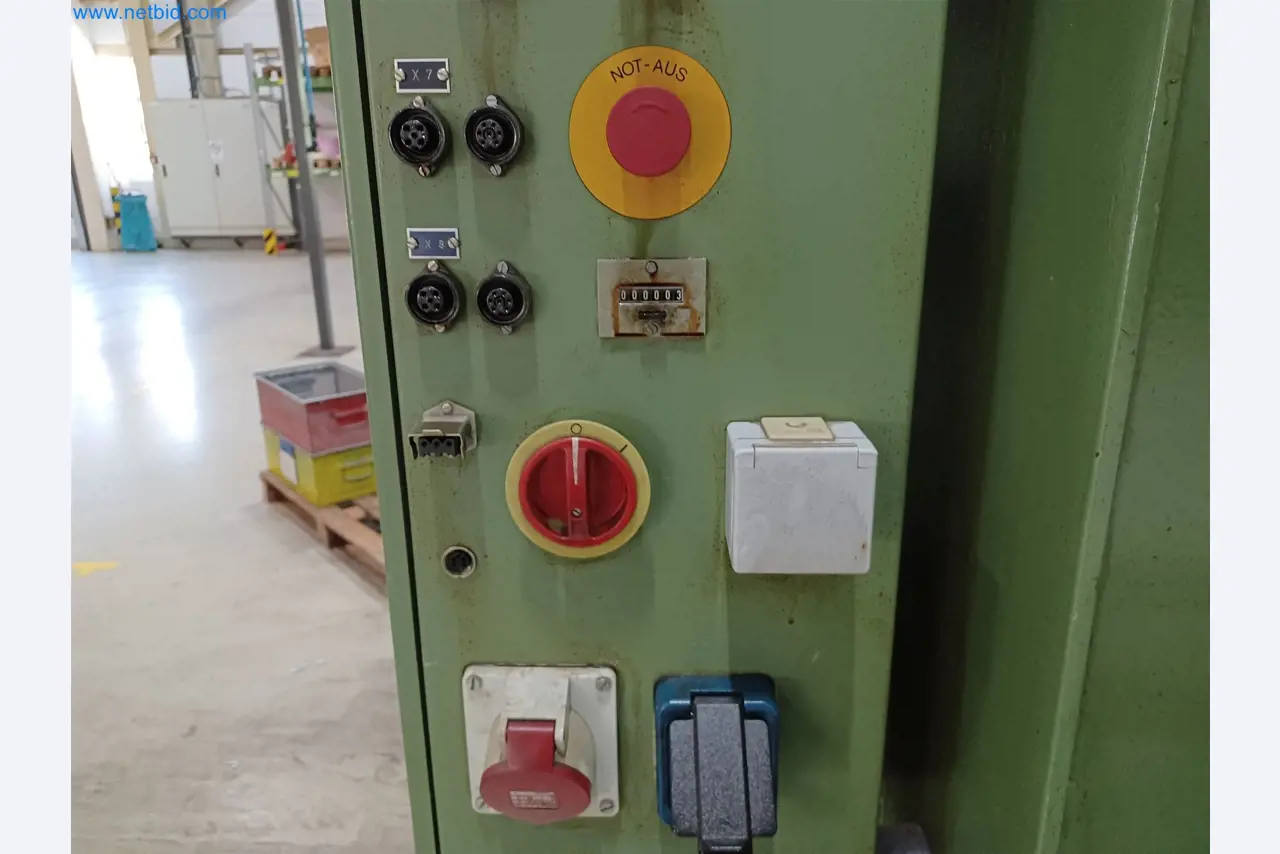 Machines for the production of stamped parts for the automotive industry, among others-7