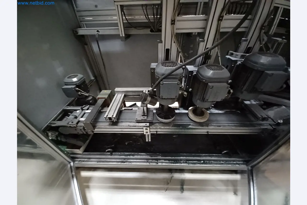 Machines for the production of stamped parts for the automotive industry, among others-8