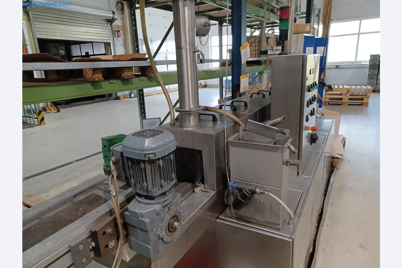 Maschinen zur Herstellung von Stanzteilen u.a. für die Automotiv-Branche-7