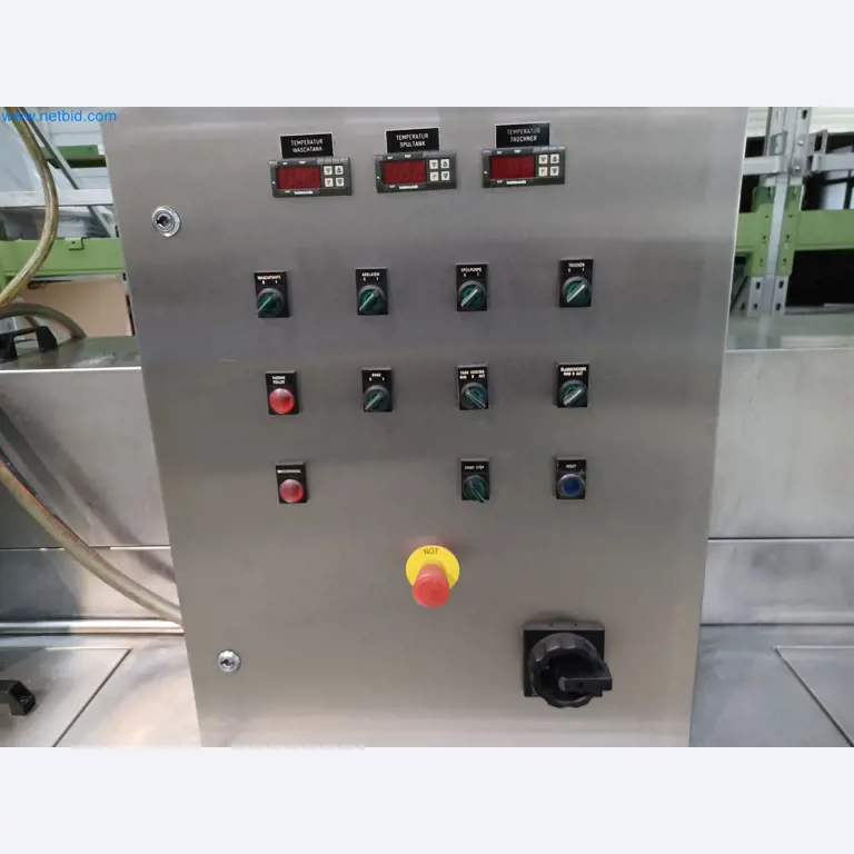 Maschinen zur Herstellung von Stanzteilen u.a. für die Automotiv-Branche-8