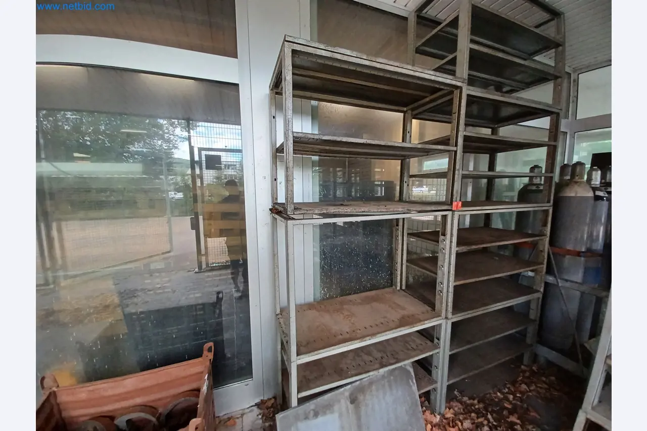 Machines for the production of stamped parts for the automotive industry, among others-1