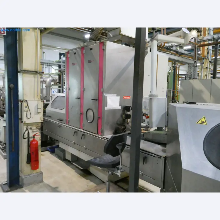 Máquinas para a produção de peças estampadas para a indústria automóvel, entre outras-1