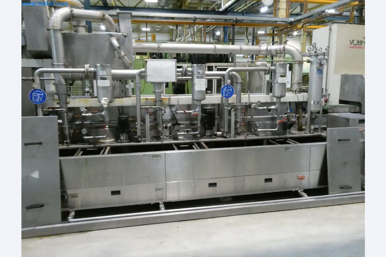 Máquinas para a produção de peças estampadas para a indústria automóvel, entre outras-2