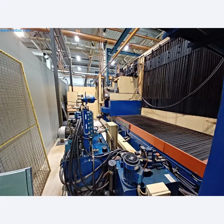 Máquinas para la producción de piezas estampadas para la industria del automóvil, entre otras-5