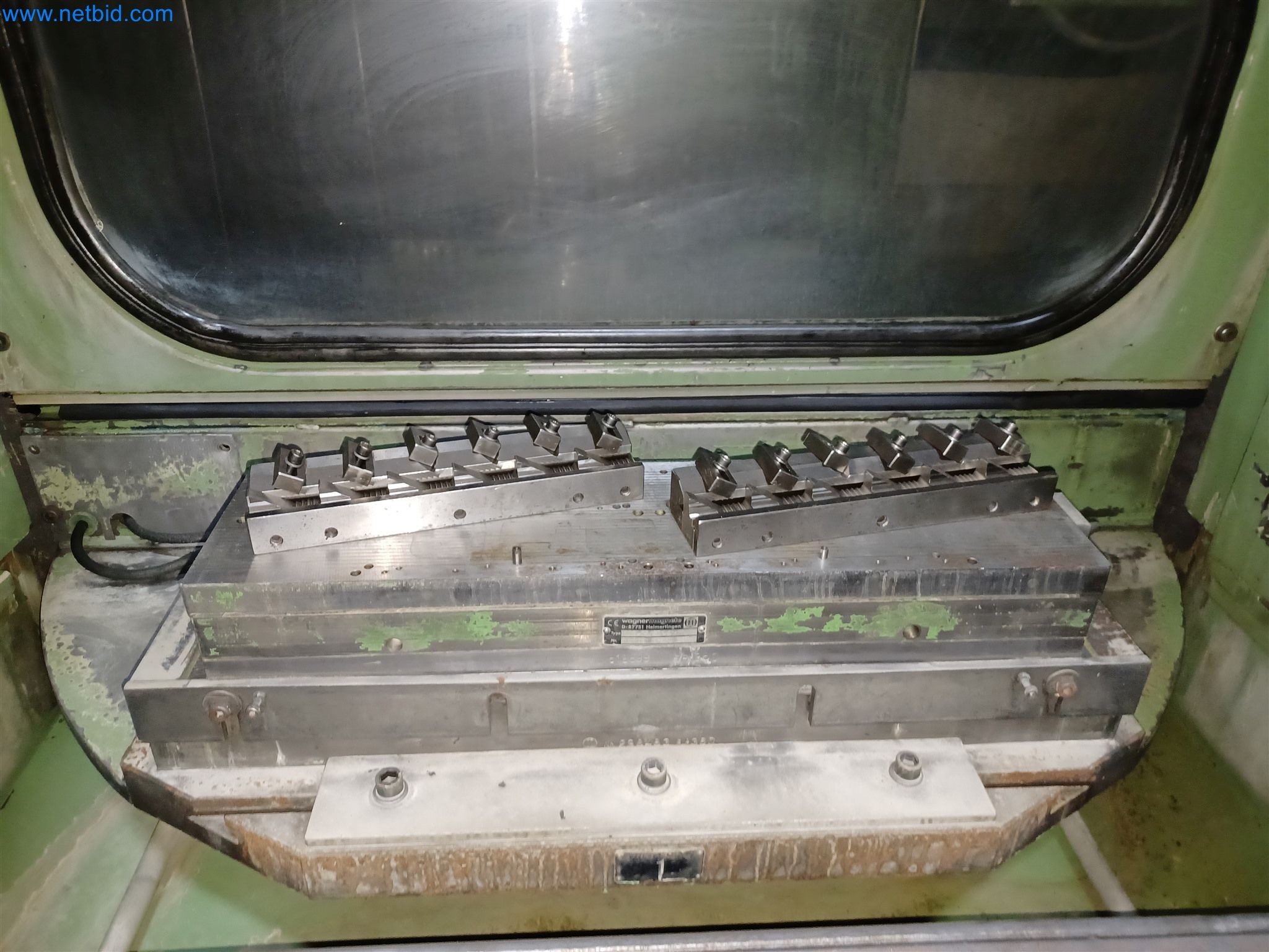 Máquinas para la producción de piezas estampadas para la industria del automóvil, entre otras-4